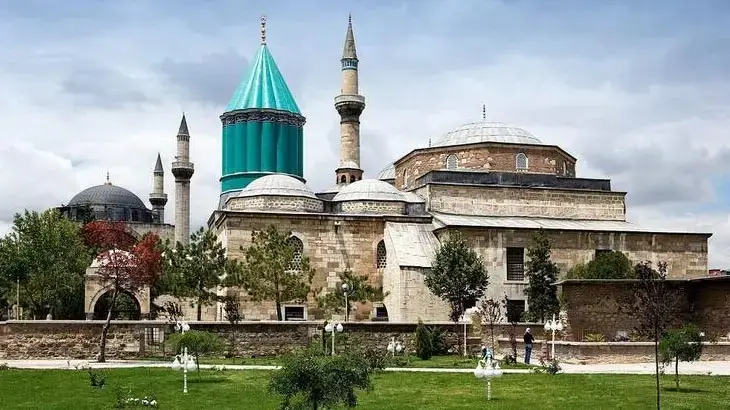 Mevlana Müzesi Konya'nın Neresindedir, Nasıl Gidilir? 2026 Giriş Ücreti Ve Ziyaret Saatleri